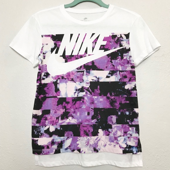 Nike Other - Nike Girls Athletic Cut Purple Stripe T-Shirt Sz M